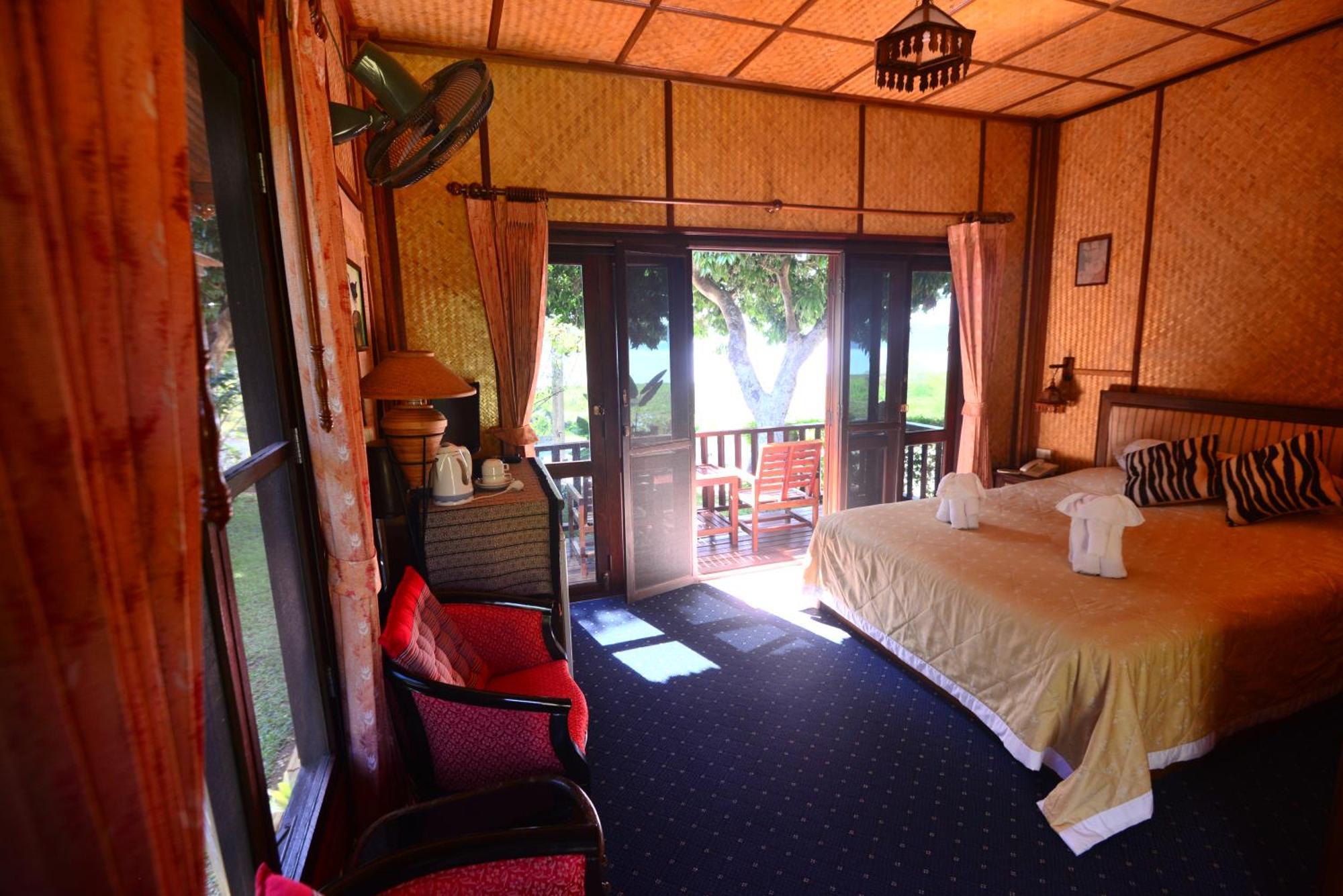 Viang Yonok Hotel, Restaurant, Sports Club Chiang Saen Rum bild